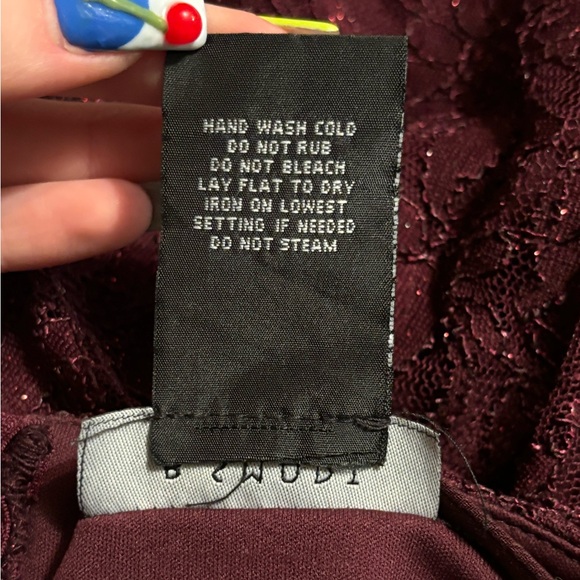 Wine red sparkling mini poof dress, backless - Picture 8 of 8